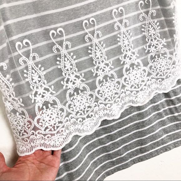 J. Crew Embroidered Lace Gray White Stripe Tank Top Small - Picture 3 of 7